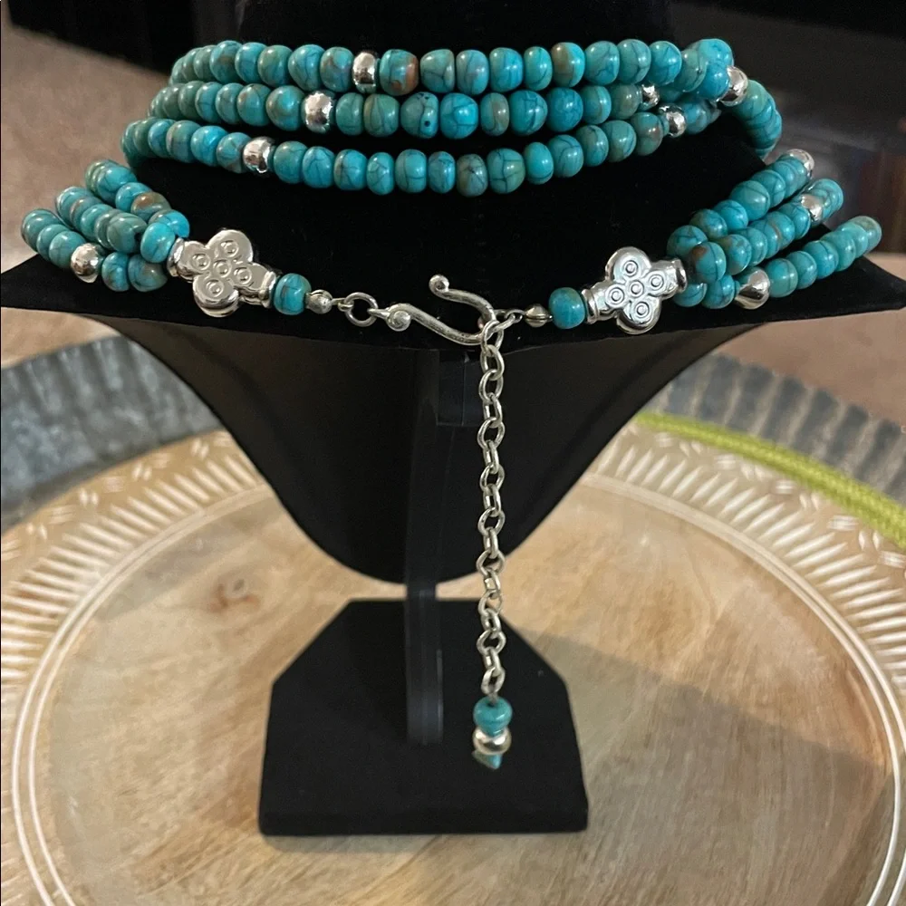 Turquoise Beaded Necklace and Earring Set - Picture 4 of 7